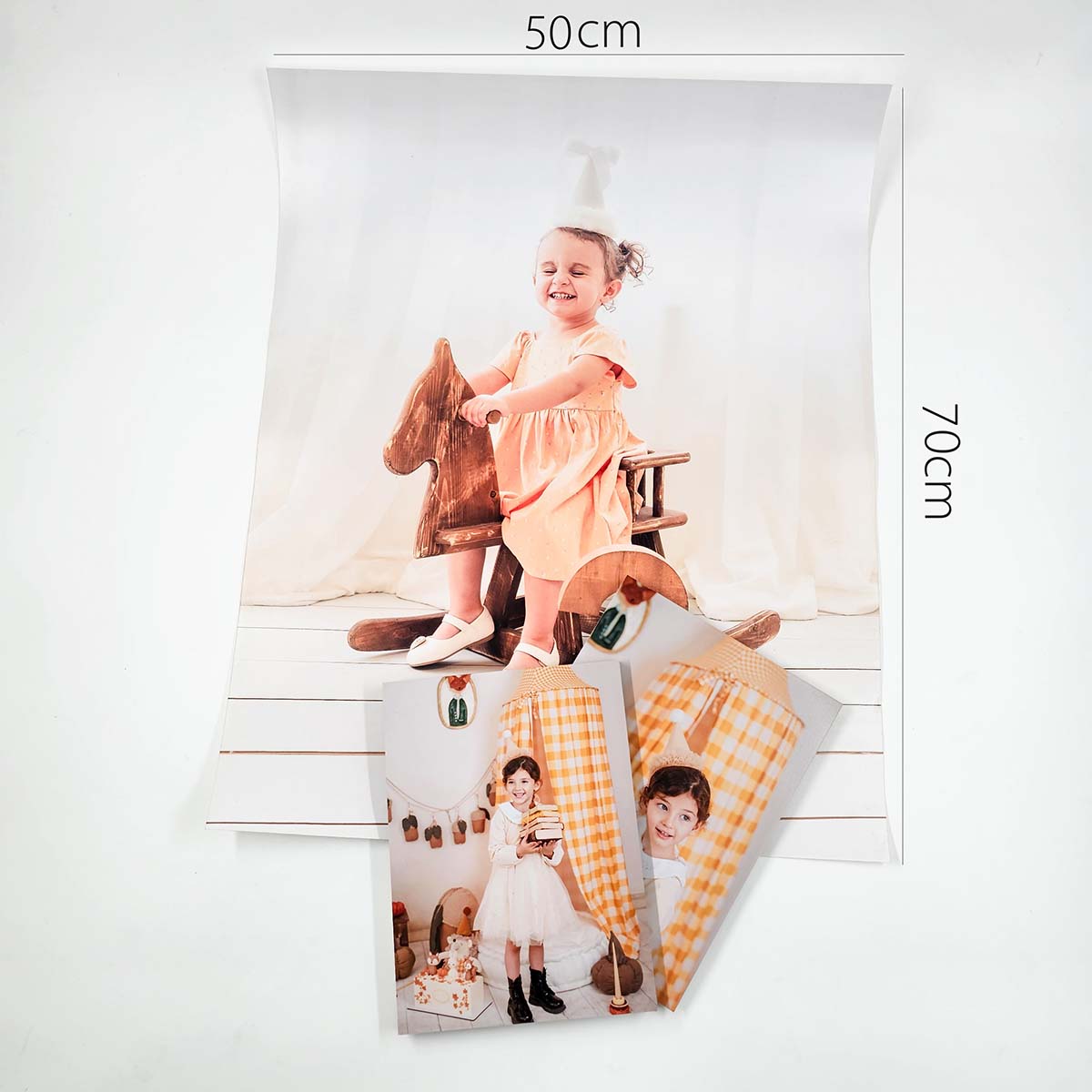 atelier-decor-wall-package-50x70.jpg (6) بسته دکوراسیون آتلیه شامل قاب 50 در 70 و دو قاب 16 در 21